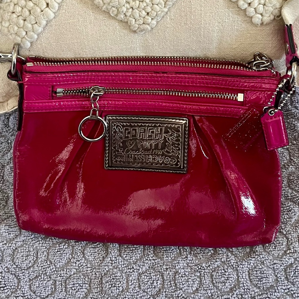 Coach Poppy Swingback Bag - Picture 2 of 8